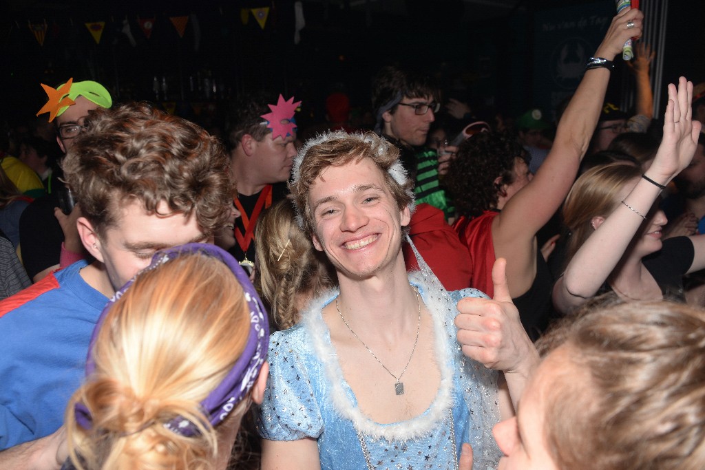 ../Images/Held op sokken feest 198.jpg